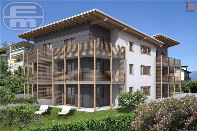 ImmoBz: 	<strong>NALLES: In Centro Paese: Casa Clima "B": In Posizione Tranquilla e Soleggiata:</strong>  Trilocale con  Terrazza, Garages.<br /><br />Certificazione Energetica Classe: B (dato in fase di verifica)