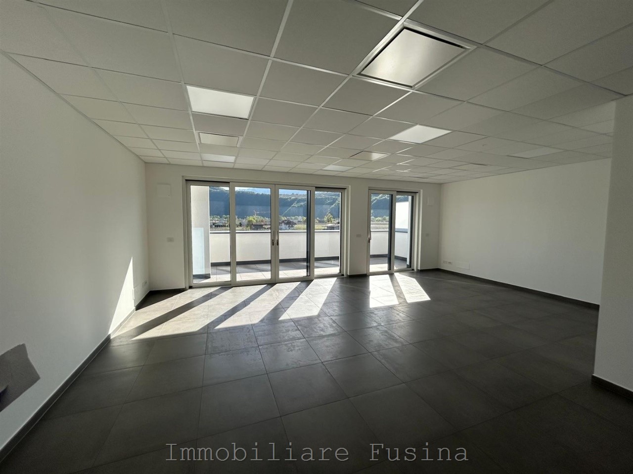 ufficio in affitto/locazione - bolzano